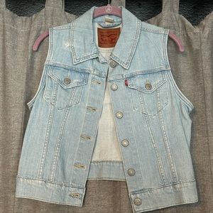 Levi’s  vest